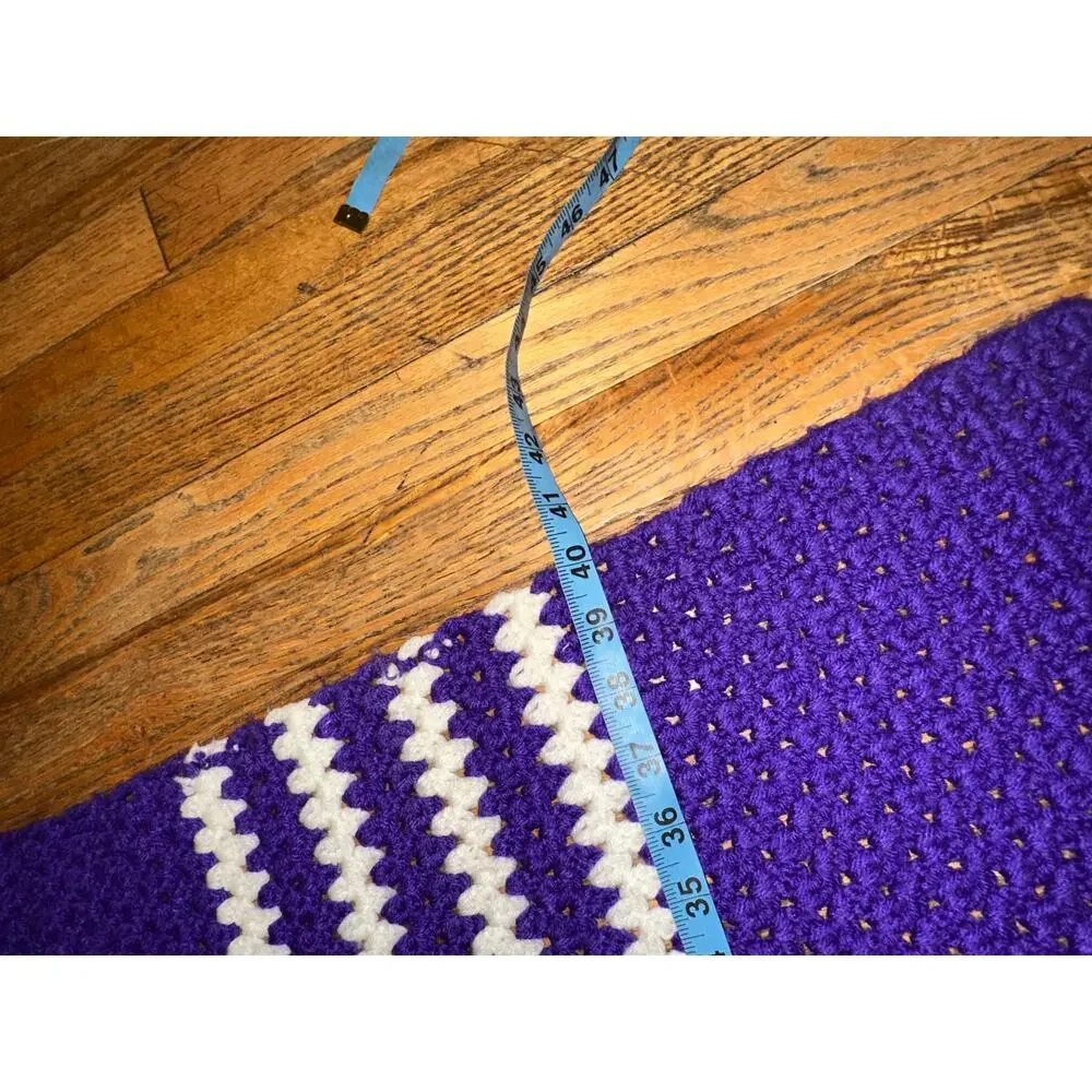 TRUE VINTAGE 1960's PURPLE HAND CROCHETED AFGHAN THROW BLANKET
